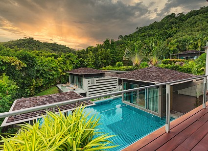 Layan Villa 5 Luxury Seaview