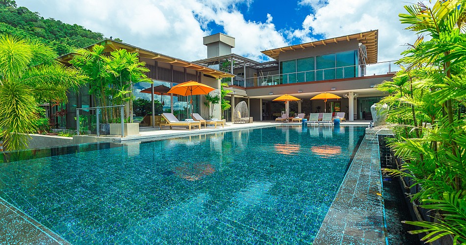 Layan Villa 8 Luxury Seaview