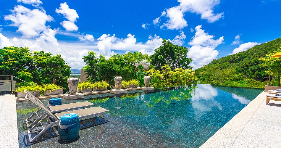 Layan Villa 8 Luxury Seaview