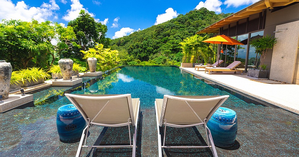 Layan Villa 8 Luxury Seaview