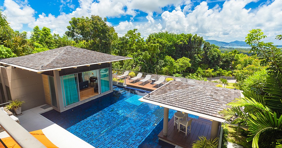 Layan Villa 3 Luxury Seaview