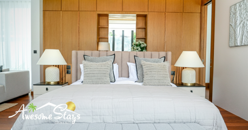 4 Bedroom Luxury Pool Villa with big Garden