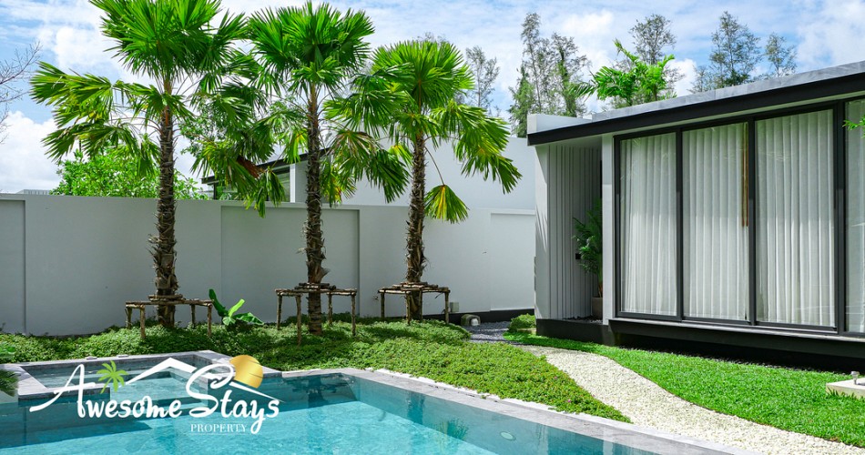 4 Bedroom Luxury Pool Villa with big Garden