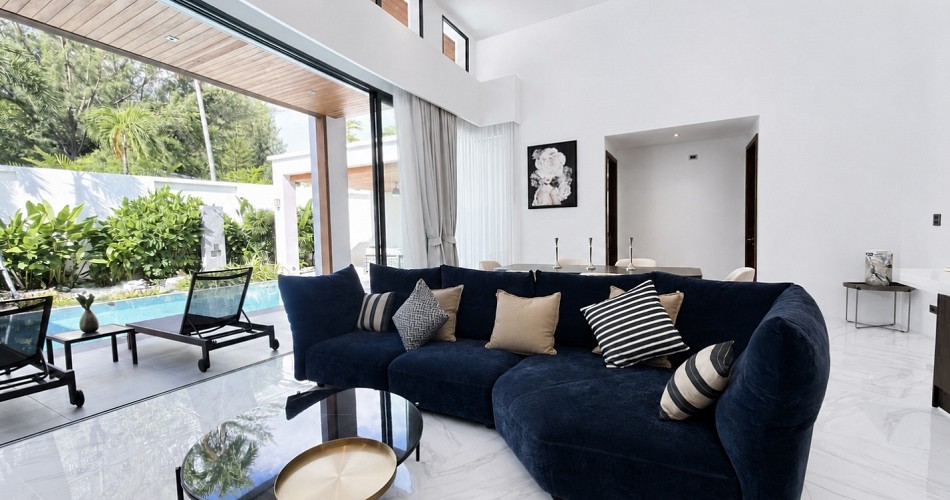 3 Bedroom Modern Tropical Luxury Pool Villa